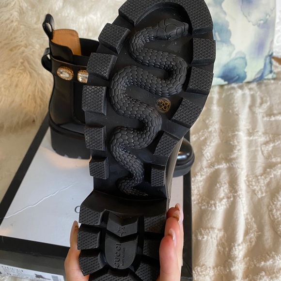 Gucci Leather Ankle Boot with Belt - Picture 2 of 4